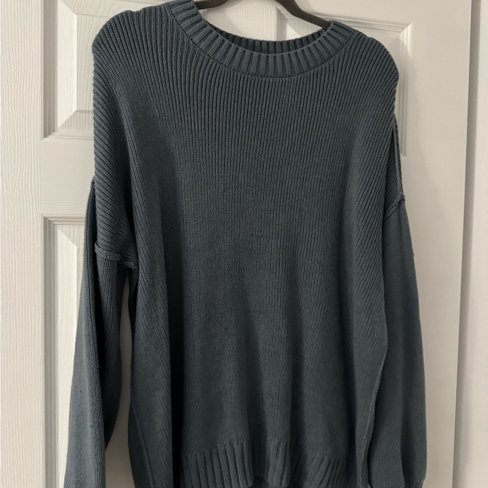 Hollister Women's Crewneck Sweater in Slate Blue
